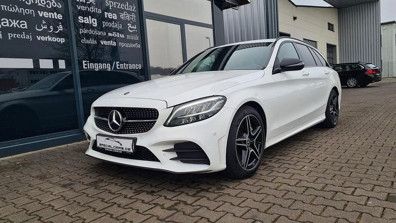 Gebraucht Mercedes C200 AMG line 184 PS (135 kW) 2020 Weiß Limousine