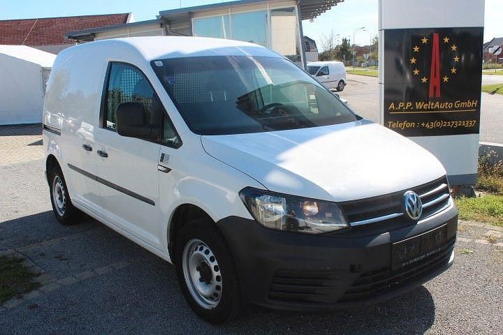 Usata VW Caddy 75 CV (55 kW) 2018 Bianco Monovolume