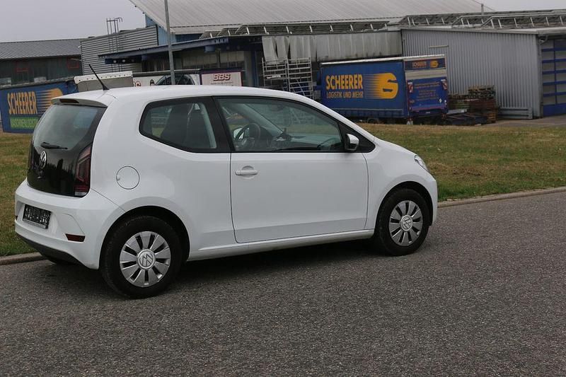 Gebraucht VW up! 65 PS (47 kW) 2023 Weiß Kleinwagen