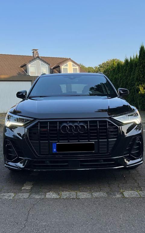 Schwarz Gebraucht 2019 Audi Q3 S-Line SUV | 35.500 € (Teuer) - Bild 1/4