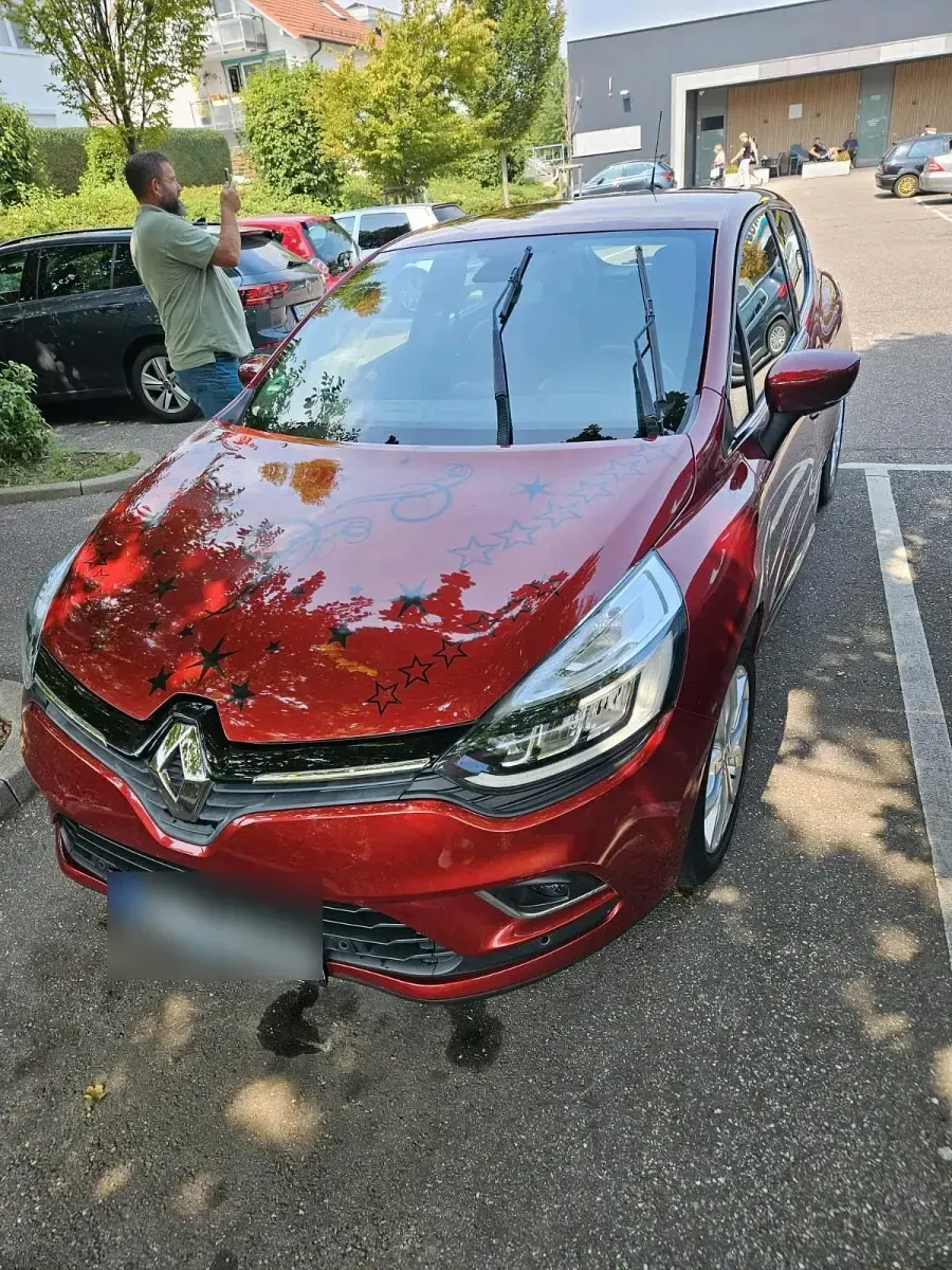 Gebraucht Renault Clio 130 PS (95 kW) 2019 Rot Kleinwagen
