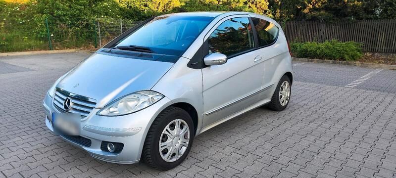 Silber Gebraucht 2005 Mercedes A150 Kleinwagen | 880 € (Fairer Preis) - Bild 1/4