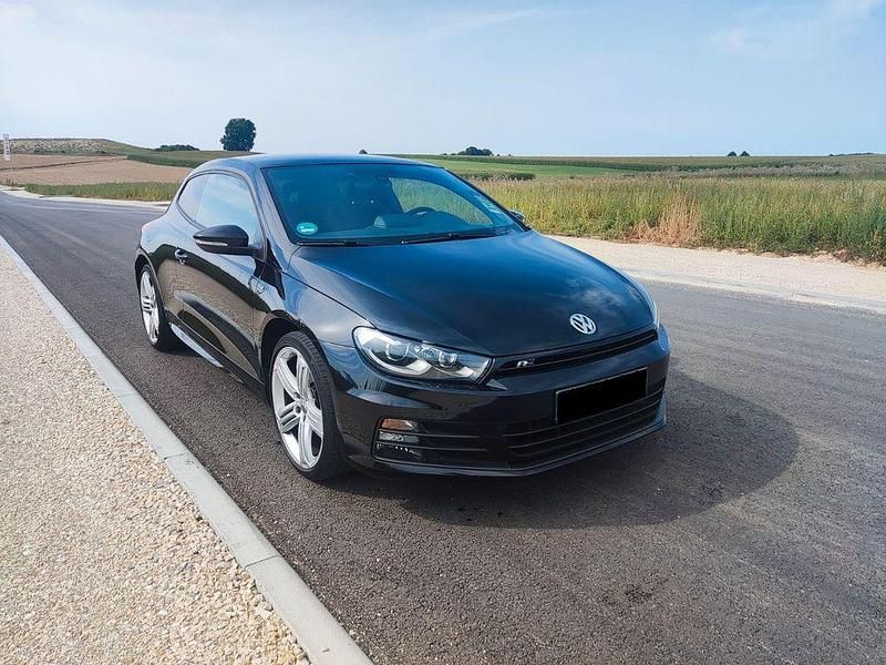 Schwarz Gebraucht 2015 VW Scirocco CLUB Coupé | 15.400 € (Fairer Preis) - Bild 1/4