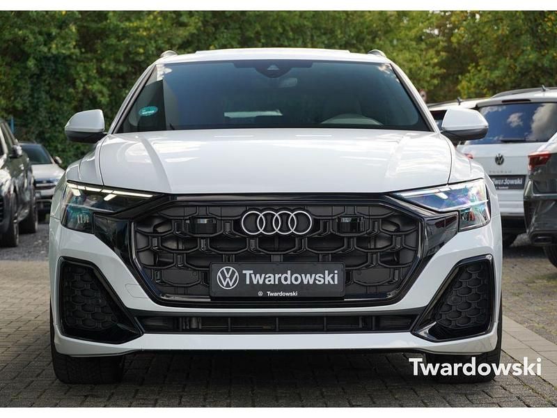Gebraucht Audi Q8 S-Line 286 PS (210 kW) 2025 Carraraweiß SUV