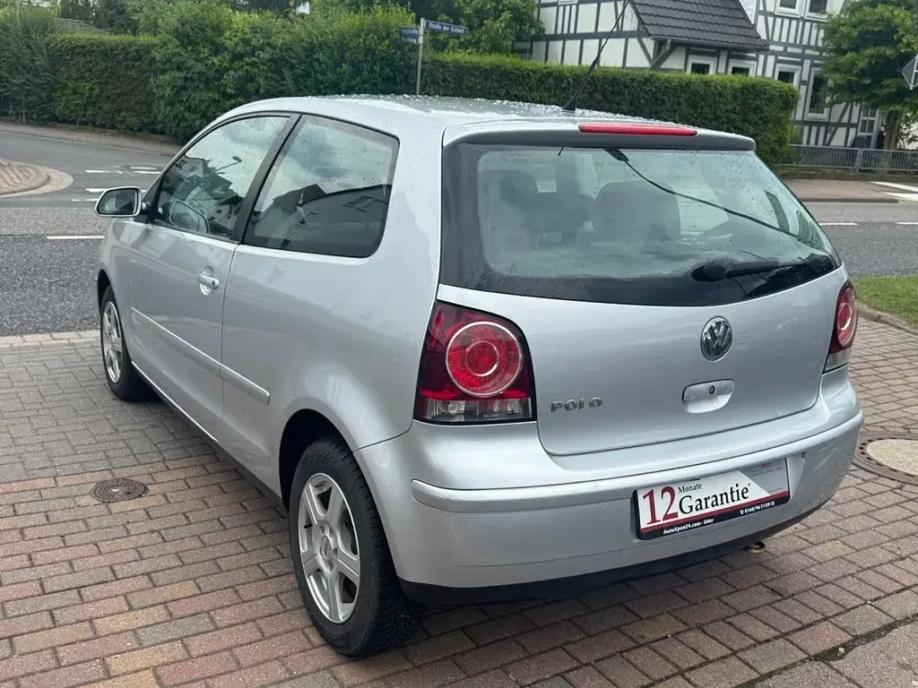Gebraucht VW Polo Trendline 54 PS (39 kW) 2005 Silber Kleinwagen