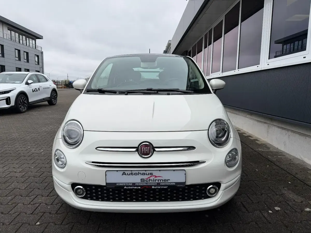 Gebraucht Fiat 500 Lounge 69 PS (50 kW) 2018 Weiß Kleinwagen