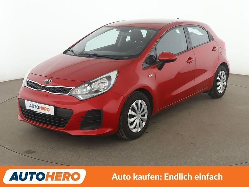 Rot Gebraucht 2015 Kia Rio Edition 7 Kleinwagen | 8.640 € (Fairer Preis) - Bild 1/3