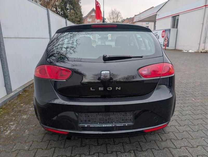 Occasion Seat Leon Ecomotive 105 ch (77 kW) 2012 Noir Berline