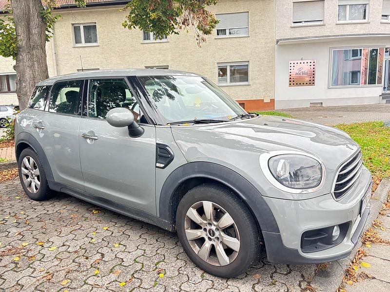 Gebraucht Mini One Countryman 102 PS (75 kW) 2018 Grau SUV