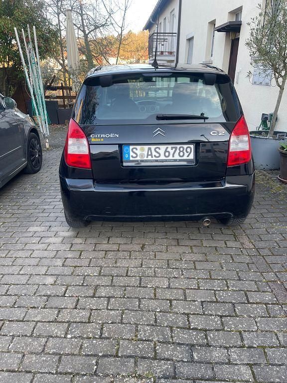 Gebraucht Citroën C2 Comfort 73 PS (53 kW) 2007 Schwarz Kleinwagen