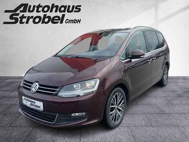 Gebraucht VW Sharan Allstar 184 PS (135 kW) 2016 Rot Van / Kleinbus