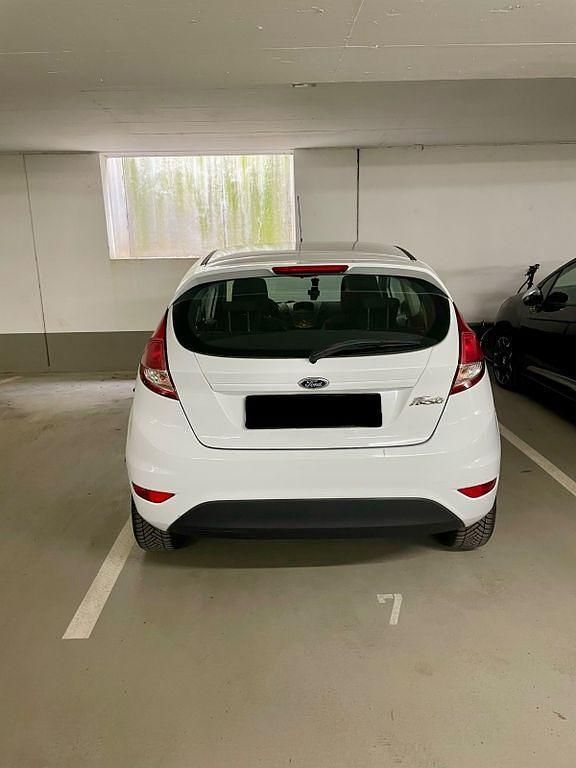 Gebraucht Ford Fiesta SYNC Edition 75 PS (55 kW) 2015 Weiß