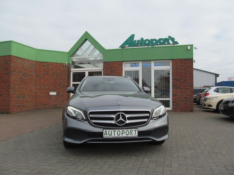 Gebraucht Mercedes E350 Avantgarde 258 PS (189 kW) 2017 Grau Limousine