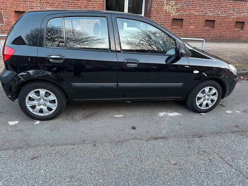 Gebraucht Hyundai Getz 67 PS (49 kW) 2008 Schwarz Kleinwagen