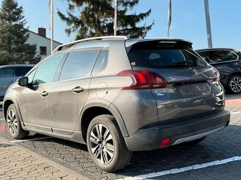 Gebraucht Peugeot 2008 96 PS (70 kW) 2019 Grau SUV