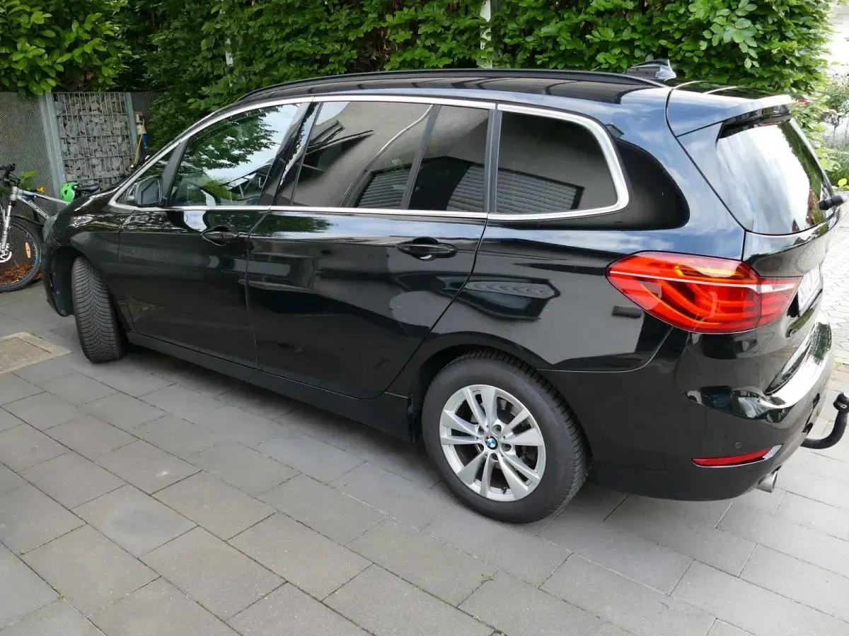 Gebraucht BMW 218 Advantage 150 PS (110 kW) 2017 Schwarz Kombi
