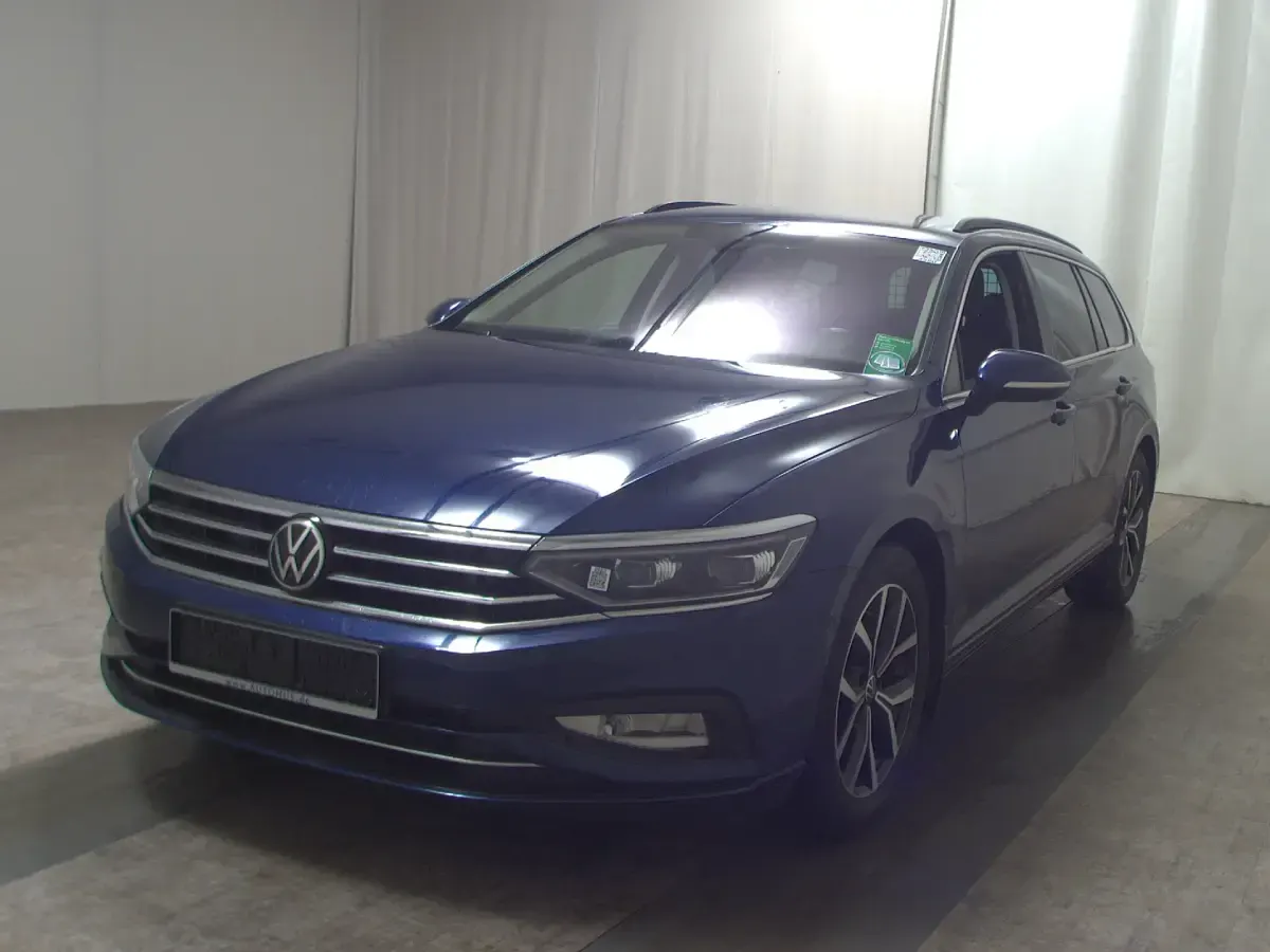 Gebraucht VW Passat Business 200 PS (147 kW) 2021 Blau Kombi