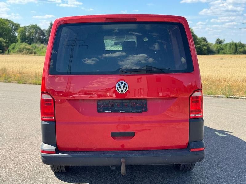 Gebraucht VW Transporter 140 PS (102 kW) 2015 Rot Van