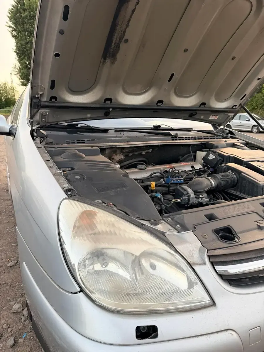 Gebraucht Citroën C5 Exclusive 136 PS (100 kW) 2003 Silber Limousine