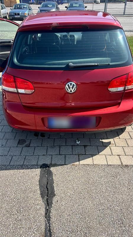Gebraucht VW Golf 90 PS (66 kW) 2009 Rot Coupé