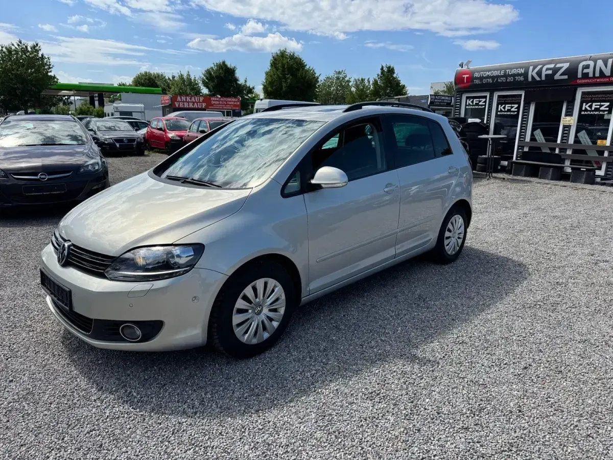 Gebraucht VW Golf VI Highline 122 PS (89 kW) 2010 Gold Kleinwagen