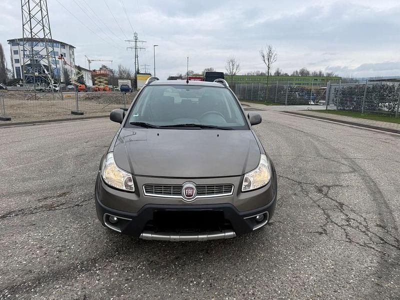 Gebraucht Fiat Sedici Emotion 120 PS (88 kW) 2009 Gold SUV