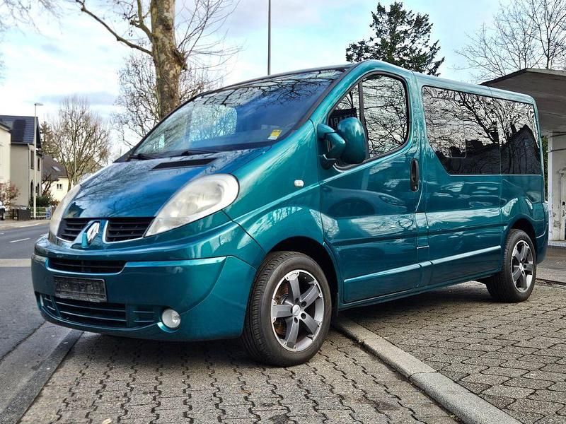 Gebraucht Renault Trafic Expression 114 PS (83 kW) 2008 Grün ocean Van / Kleinbus