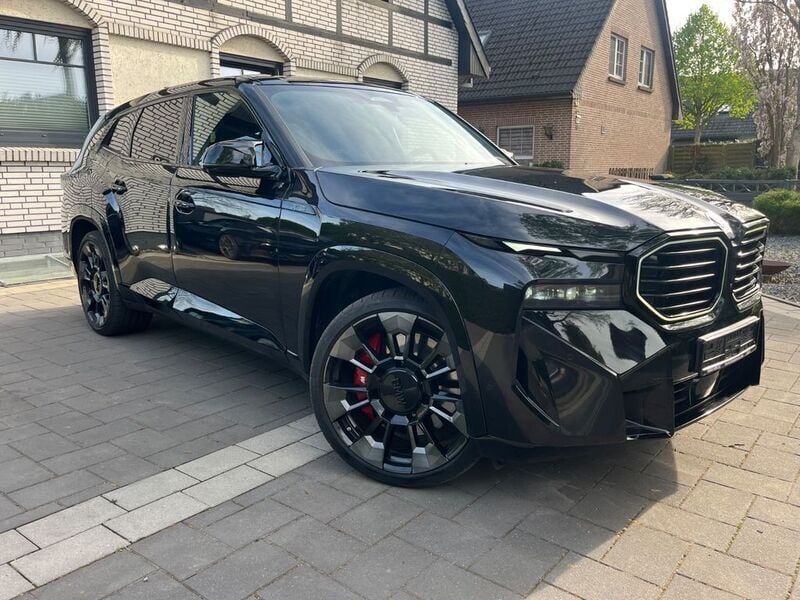 Schwarz Gebraucht 2024 BMW XM Performance SUV | 111.990 € - Bild 1/4