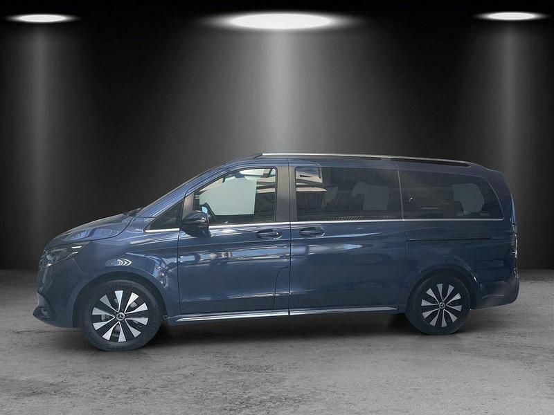 Gebraucht Mercedes EQV300 150 kW (204 PS) 2024 Sodalithblau Limousine