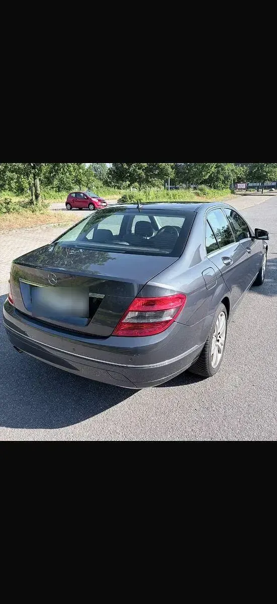 Gebraucht Mercedes C200 Avantgarde 136 PS (100 kW) 2009 Grau Limousine