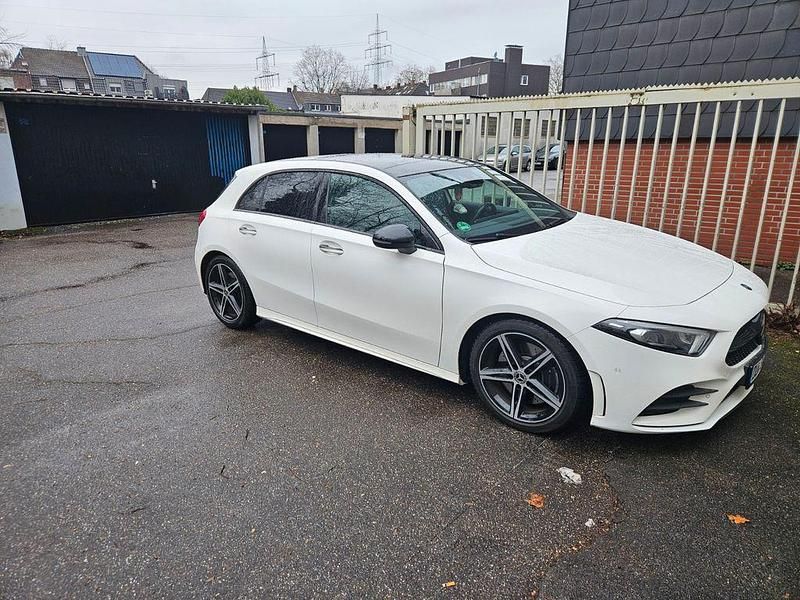 Gebraucht Mercedes A250 AMG 224 PS (164 kW) 2018 Weiß Limousine