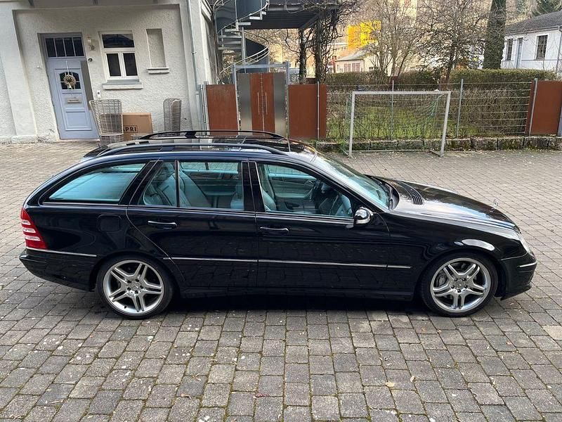 Gebraucht Mercedes C55 AMG AMG 367 PS (269 kW) 2005 Schwarz Limousine