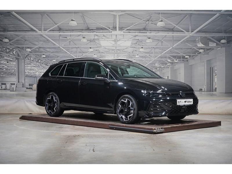 Neu VW Golf VIII Style 150 PS (110 kW) 2025 Schwarz Kombi