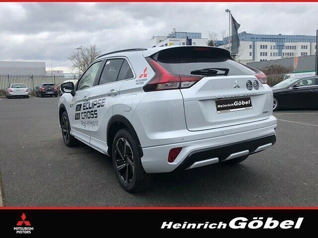 Gebraucht Mitsubishi Eclipse Cross Top 188 PS (138 kW) 2021 Weiß metallic SUV