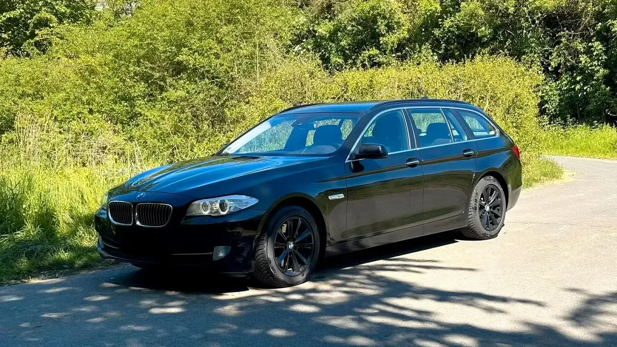 Gebraucht BMW 535 Sport Line 313 PS (230 kW) 2012 Schwarz Kombi