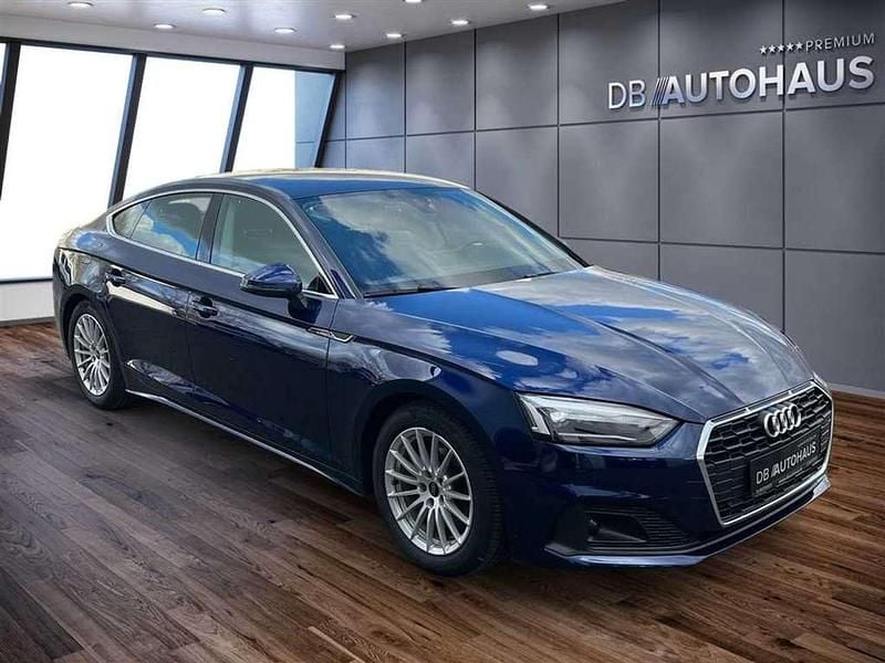Gebraucht Audi A5 150 PS (110 kW) 2023 Navarrablau metallic Coupé