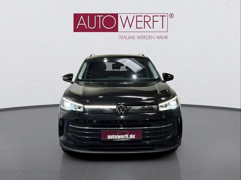 Gebraucht VW Tiguan Design 150 PS (110 kW) 2025 Schwarz SUV