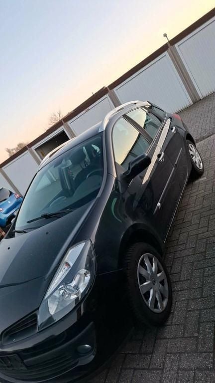 Gebraucht Renault Clio II Exception 101 PS (74 kW) 2008 Schwarz Limousine