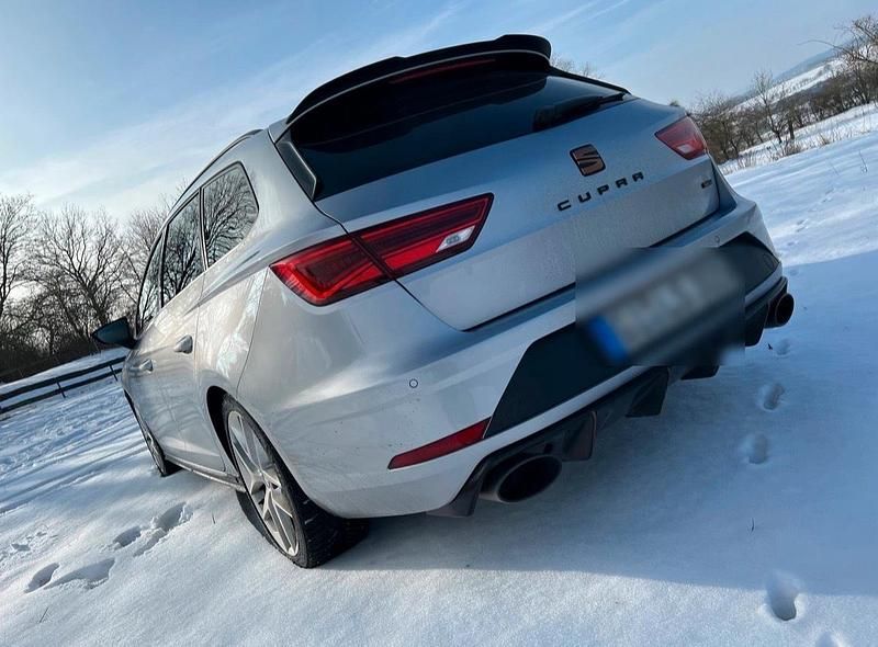 Gebraucht Seat Leon ST 4Drive 300 PS (220 kW) 2018 Silber Kombi