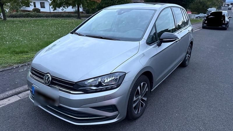 Silber Gebraucht 2020 VW Golf Sportsvan IQ Drive Van / Kleinbus | 15.500 € (Fairer Preis) - Bild 1/4