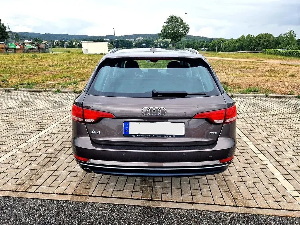 Gebraucht Audi A4 150 PS (110 kW) 2018 Braun Kombi