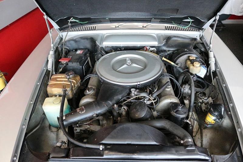 Gebraucht Mercedes SL350 200 PS (147 kW) 1972 Silber Cabrio