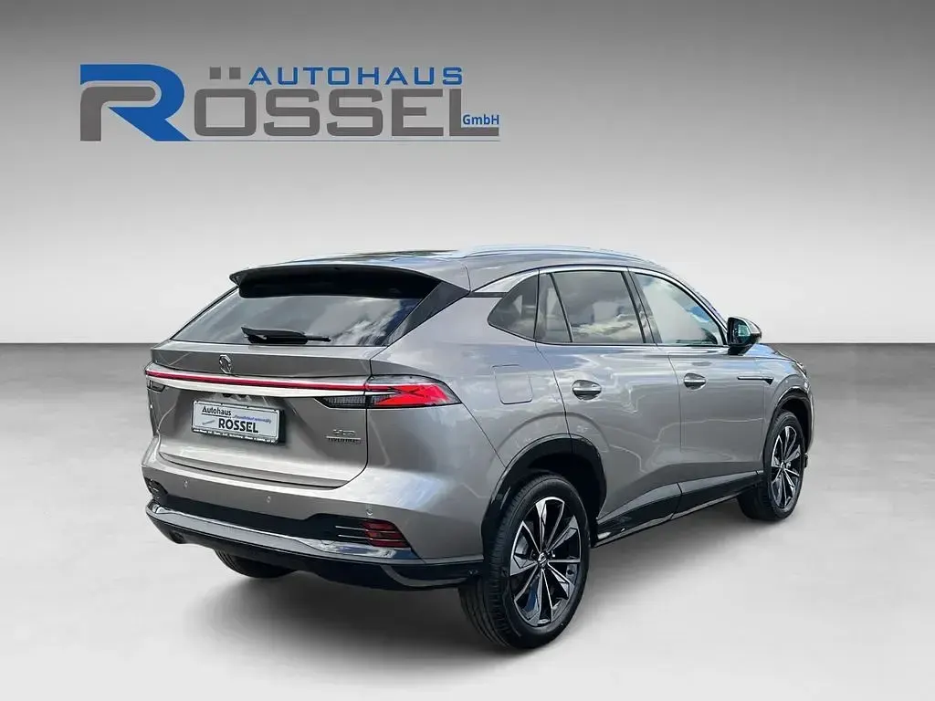 Neu MG HS Luxury 224 PS (164 kW) 2026 Silber SUV