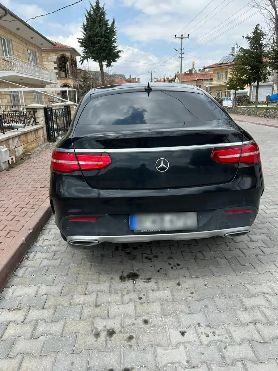 Gebraucht Mercedes GLE350 258 PS (189 kW) 2015 Schwarz SUV