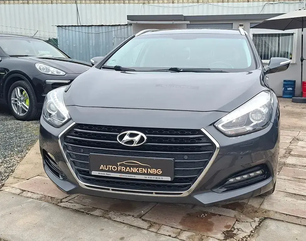 Gebraucht Hyundai i40 141 PS (103 kW) 2016 Grau Kombi