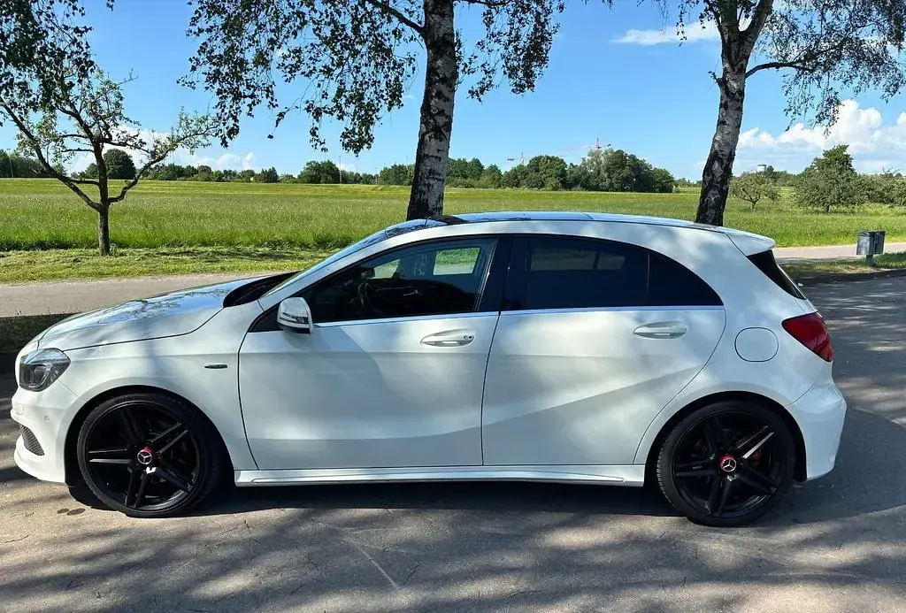 Gebraucht Mercedes A250 Sportline 211 PS (155 kW) 2013 Weiß Limousine
