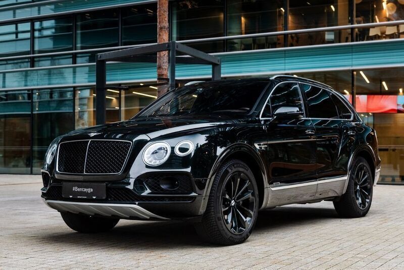 Grün Gebraucht 2018 Bentley Bentayga SUV | 110.000 € (Etwas zu teuer) - Bild 1/4