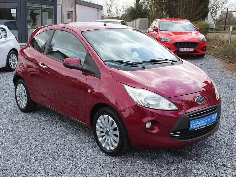 Gebraucht Ford Ka Titanium 69 PS (50 kW) 2011 Funky magenta metallic Kleinwagen