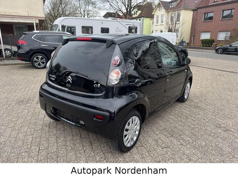 Gebraucht Citroën C1 SELECTION 68 PS (50 kW) 2013 Schwarz Kleinwagen