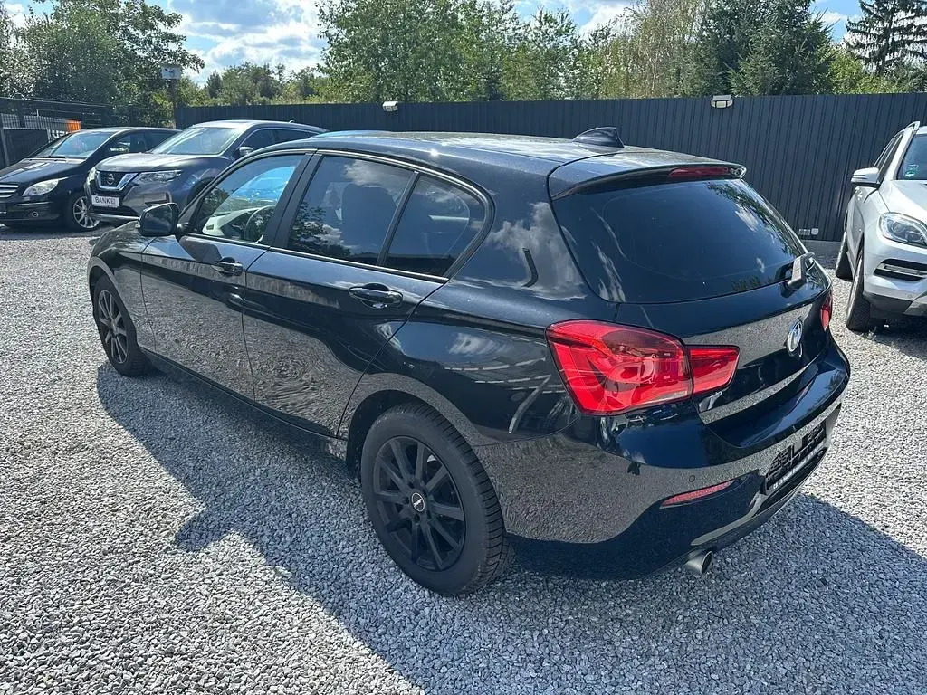 Gebraucht BMW 118 Advantage 136 PS (100 kW) 2019 Schwarz Limousine